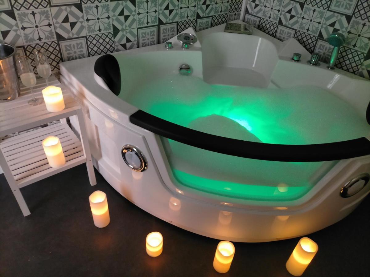 Naturalayos I Y Naturalayos Ii - Casas Parejas - Jacuzzi Сasa de vacaciones Pelayos de la Presa